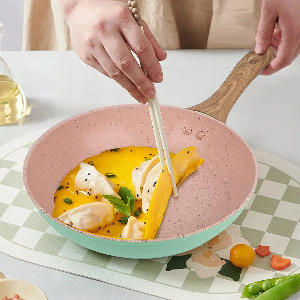20/24/28cm Colorful Frying Pan with Wooden Handle, Nonstick